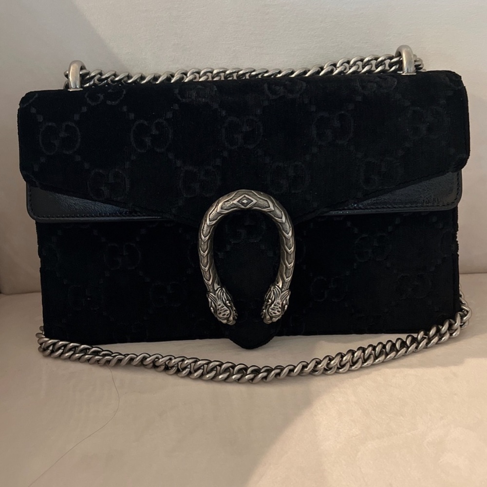 Gucci Velvet shoulder bag